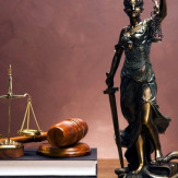 Услуги юриста для спортсменов в Владивостоке