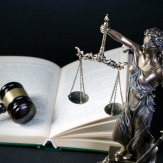 Помощь юриста в решении споров по государственным и негосударственным контрактам во Владивостоке